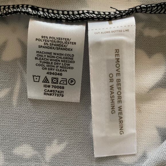 NWT Ann Taylor Floral Matte Jersey Wrap Dress Sz 8 Black White Office Academia - Picture 7 of 11